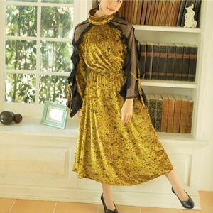 Gorgeous! Tuckernuck Sister Jane Velvet Black Lace Floral Long Sleeve Midi Dress